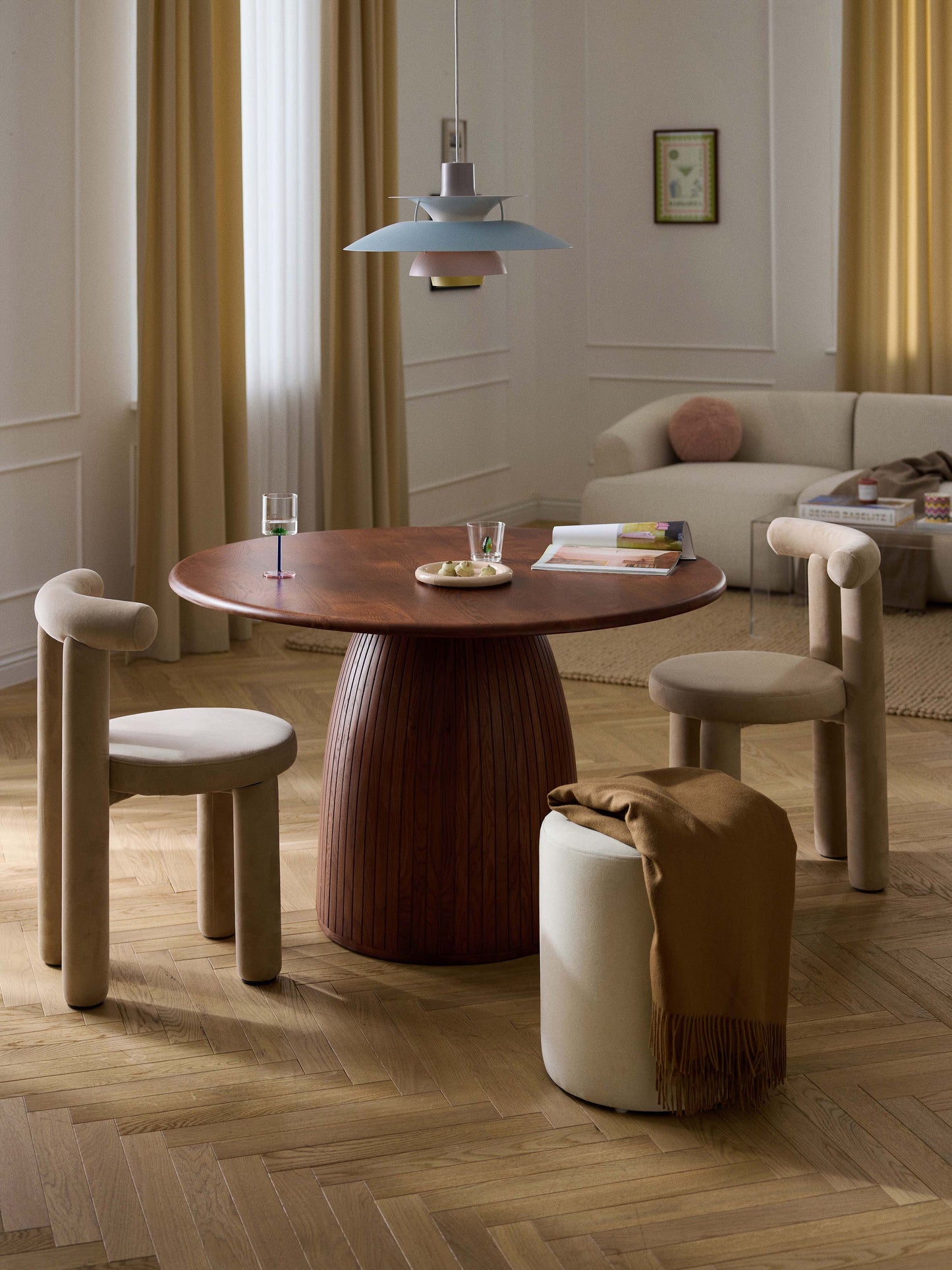Nelly Round Dining Table with Fluted Texture, in Various Sizes